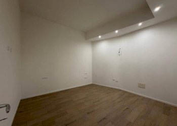 Foto 2 - Locale Commerciale Via Italia
1, Quartu Sant'Elena - foto 2