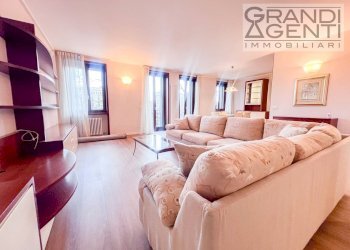 Foto 3 - Trilocale Lungadige Donatelli
 
5, Verona - foto 3