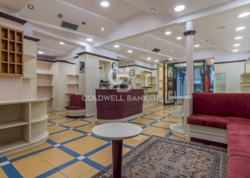 Foto 13 - Negozio viale Ceccarini
 
27, Riccione - foto 13