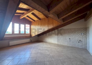 Stanza vuota - Appartamento Via della Libertà
 
77-79, Pietramelara - foto 1