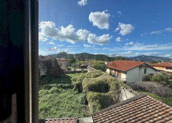 Vista delle montagne - Appartamento Via della Libertà
 
77-79, Pietramelara - foto 2