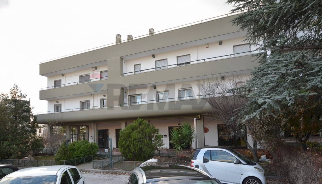 Edificio all\'aperto - Locale Commerciale Matera - foto 1