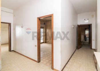 Hall / corridoio - Villa Via Dietro Serra
61, Viagrande - foto 10