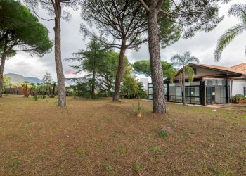 Giardino - Villa Via Dietro Serra
61, Viagrande - foto 20