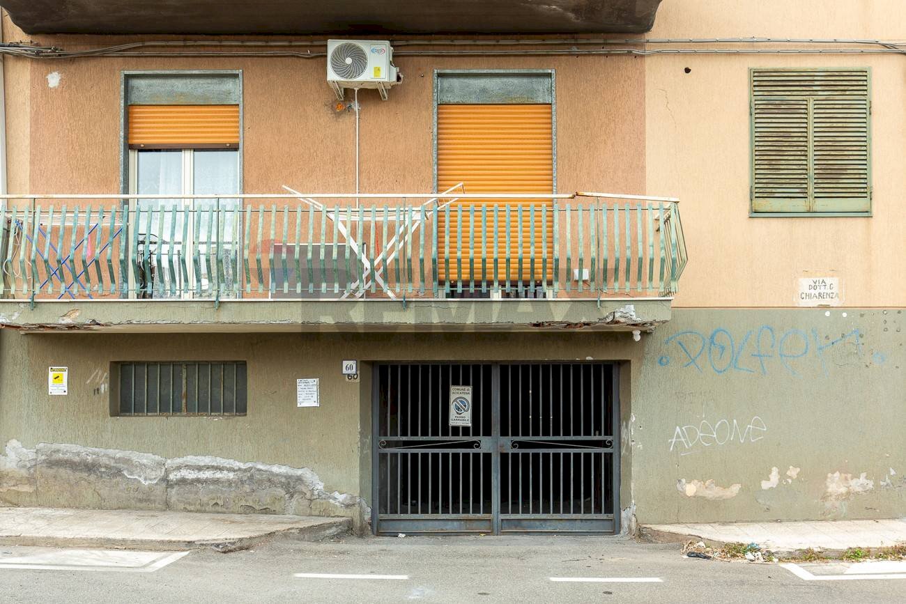 Edificio all\'aperto - Apartment VIA DOTT. GIOVANNI CHIARENZA
 
58, Aci Catena - photo 3