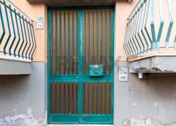 Edificio all\'aperto - Appartamento VIA DOTT. GIOVANNI CHIARENZA
 
58, Aci Catena - foto 4