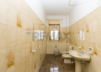 Bagno - Appartamento VIA DOTT. GIOVANNI CHIARENZA
 
58, Aci Catena - foto 22