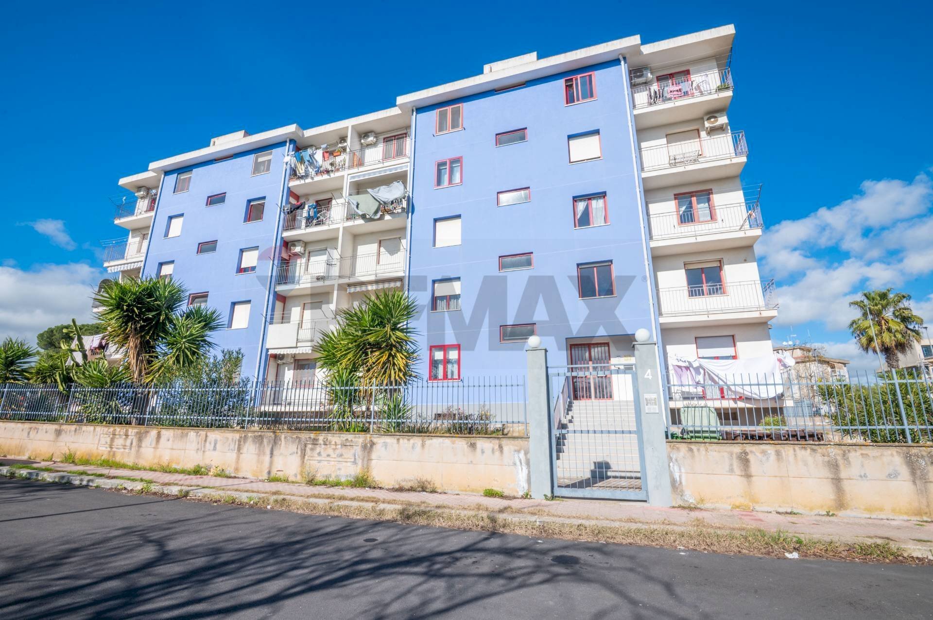 Edificio all\'aperto - Three-room apartment via empedocle
 
4, Caltagirone - photo 1