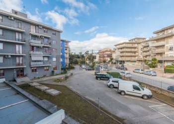 Edificio all\'aperto - Trilocale via empedocle
 
4, Caltagirone - foto 4