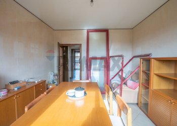 Sala da pranzo - Trilocale via empedocle
 
4, Caltagirone - foto 7