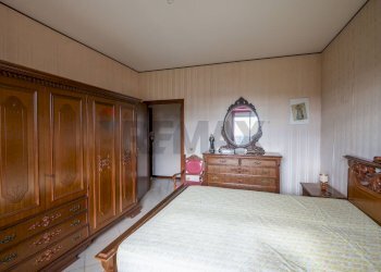 Camera / camera da letto - Trilocale via empedocle
 
4, Caltagirone - foto 13