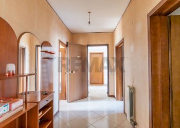 Hall / corridoio - Trilocale via empedocle
 
4, Caltagirone - foto 17