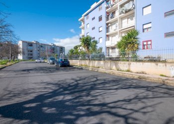 Edificio all\'aperto - Trilocale via empedocle
 
4, Caltagirone - foto 35