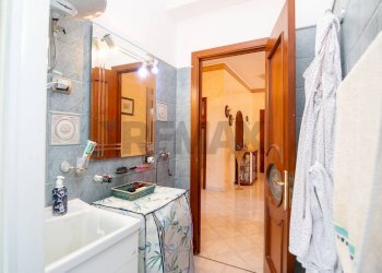 Bagno - Appartamento Viale Biagio Pecorino
 
14 c, Catania - foto 18