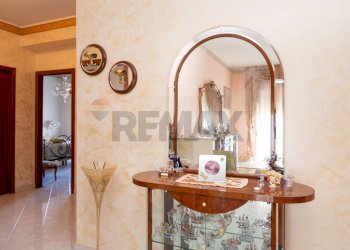 Hall / corridoio - Appartamento Viale Biagio Pecorino
 
14 c, Catania - foto 19