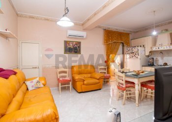 Sala da pranzo - Appartamento Viale Biagio Pecorino
 
14 c, Catania - foto 22