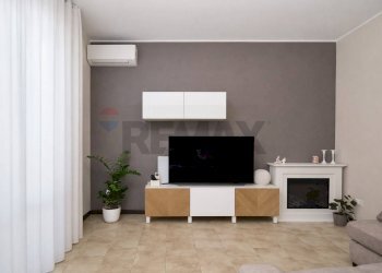 Soggiorno - Quadrilocale via loreto
 
16, Acireale - foto 6