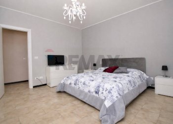 Camera / camera da letto - Quadrilocale via loreto
 
16, Acireale - foto 22