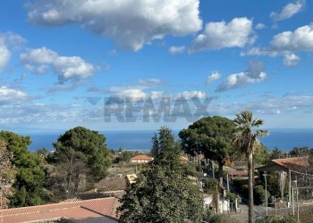 Edificio all\'aperto - Casa semi indipendente quattordicesima finita
 
20, Zafferana Etnea - foto 18