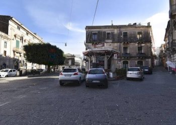 Edificio all\'aperto - Casa indipendente via lettighieri
 
53, Acireale - foto 20