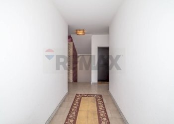 Hall / corridoio - Trilocale Via Vitaliti
 
40, Catania - foto 5