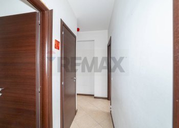 Hall / corridoio - Trilocale Via Vitaliti
 
40, Catania - foto 15