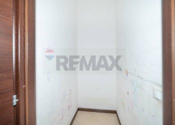 Stanza vuota - Trilocale Via Vitaliti
 
40, Catania - foto 22