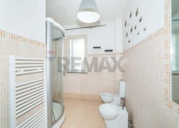 Bagno - Trilocale Via Vitaliti
 
40, Catania - foto 23