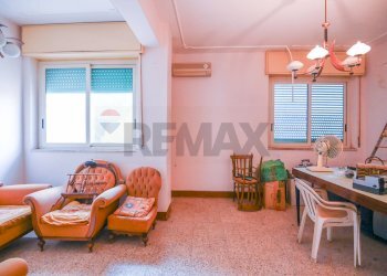 Camera / camera da letto - Quadrilocale Via Madonna Della Via
 
221, Caltagirone - foto 4