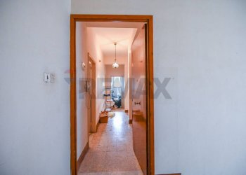 Hall / corridoio - Quadrilocale Via Madonna Della Via
 
221, Caltagirone - foto 13