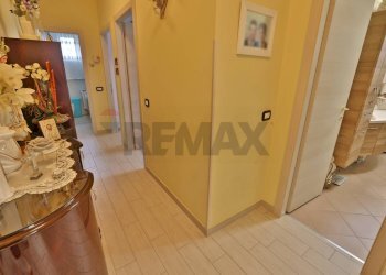 Hall / corridoio - Quadrilocale via Luigi Capuana
 
50, Rho - foto 17