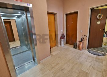 Hall / corridoio - Quadrilocale via Luigi Capuana
 
50, Rho - foto 23