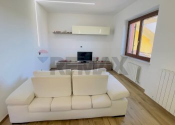 Soggiorno - Trilocale VIA DEI GLADIOLI
 
11, Recanati - foto 17