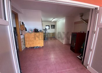 Hall / corridoio - Trilocale VIA DEI GLADIOLI
 
11, Recanati - foto 44