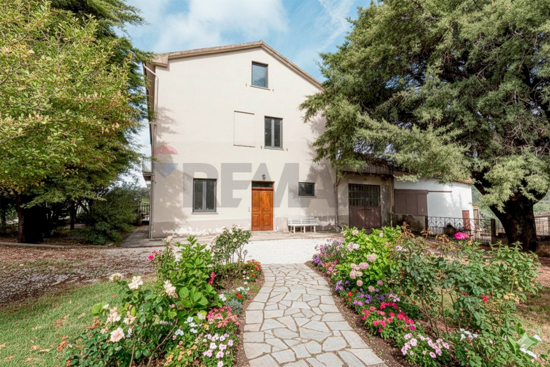 Casa all\'aperto - Casa semi indipendente via fondiglie
 
56, Rosora - foto 1