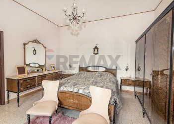 CAMERA MATRIMONIALE - Casa semi indipendente via fondiglie
 
56, Rosora - foto 11