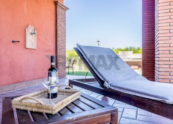 Terrazza - Agriturismo STRADA PROVINCIALE RIMININO KM 4, 200
 
108, Canino - foto 11