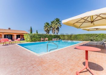 Piscina - Agriturismo STRADA PROVINCIALE RIMININO KM 4, 200
 
108, Canino - foto 14