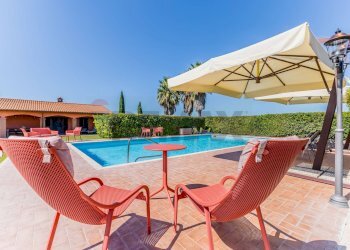 Piscina - Agriturismo STRADA PROVINCIALE RIMININO KM 4, 200
 
108, Canino - foto 15