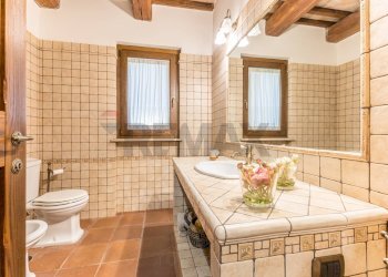 Bagno - Agriturismo STRADA PROVINCIALE RIMININO KM 4, 200
 
108, Canino - foto 36