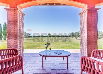 Terrazza - Villa STRADA PROVINCIALE RIMININO KM 4, 200
 
108, Canino - foto 7