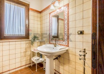 Bagno - Villa STRADA PROVINCIALE RIMININO KM 4, 200
 
108, Canino - foto 59