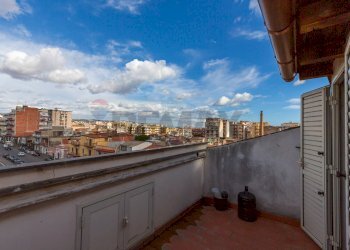 Terrazza - Trilocale Via Santa Maria Della Catena
 
112, Catania - foto 12