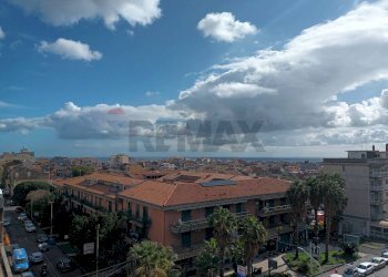 Edificio all\'aperto - Trilocale Via Santa Maria Della Catena
 
112, Catania - foto 14
