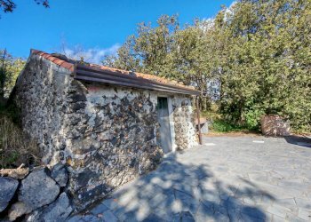 Casa all\'aperto - Terreno agricolo Strada Regionale Maraneve-Contrada Borriglione, Linguaglossa - foto 3