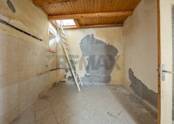 Stanza vuota - Casa indipendente Via Salita dei Saponari
 
30, Trecastagni - foto 9
