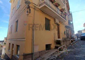 Edificio all\'aperto - Appartamento Via Don Giovanni Minzoni
 
1, Taormina - foto 3