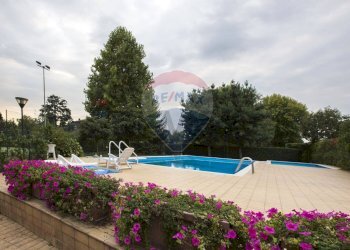 Piscina - Villa Arese - foto 9