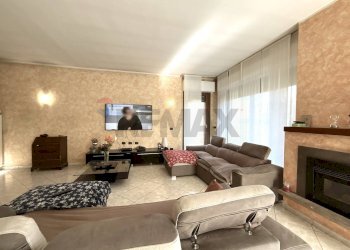 Soggiorno - Villa Arese - foto 5