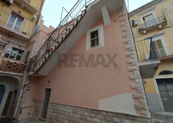 Edificio all\'aperto - Casa indipendente Largo Magenta
 
2/B, Rodi Garganico - foto 6